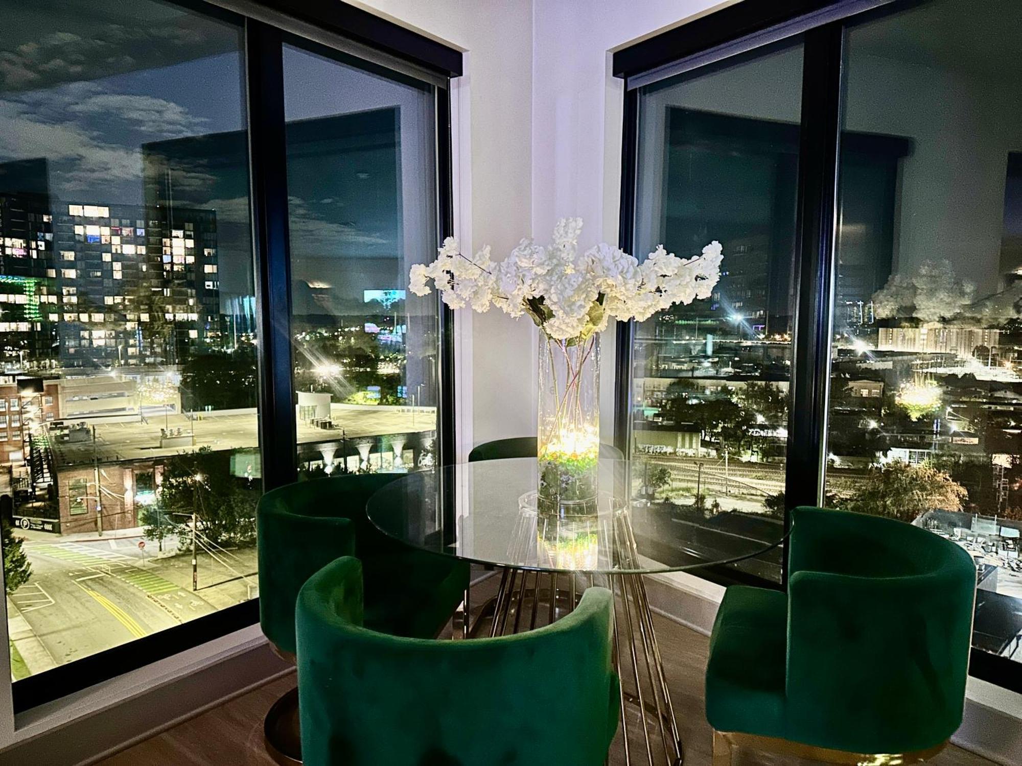 Modern Luxury At The Interlock Apartment Atlanta Exterior photo