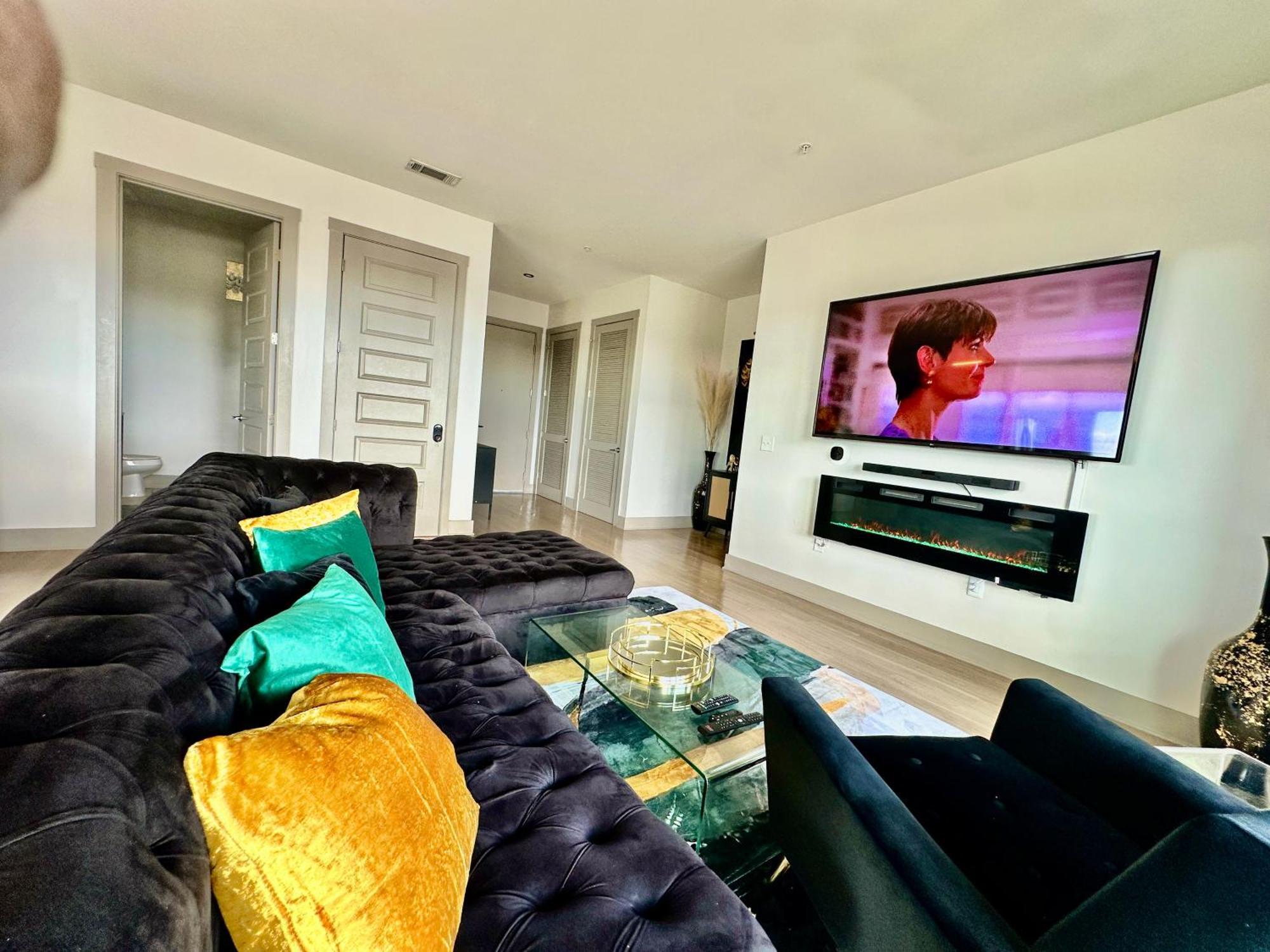 Modern Luxury At The Interlock Apartment Atlanta Exterior photo
